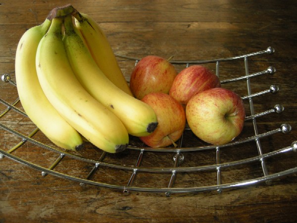 Chrome fruit bowl design